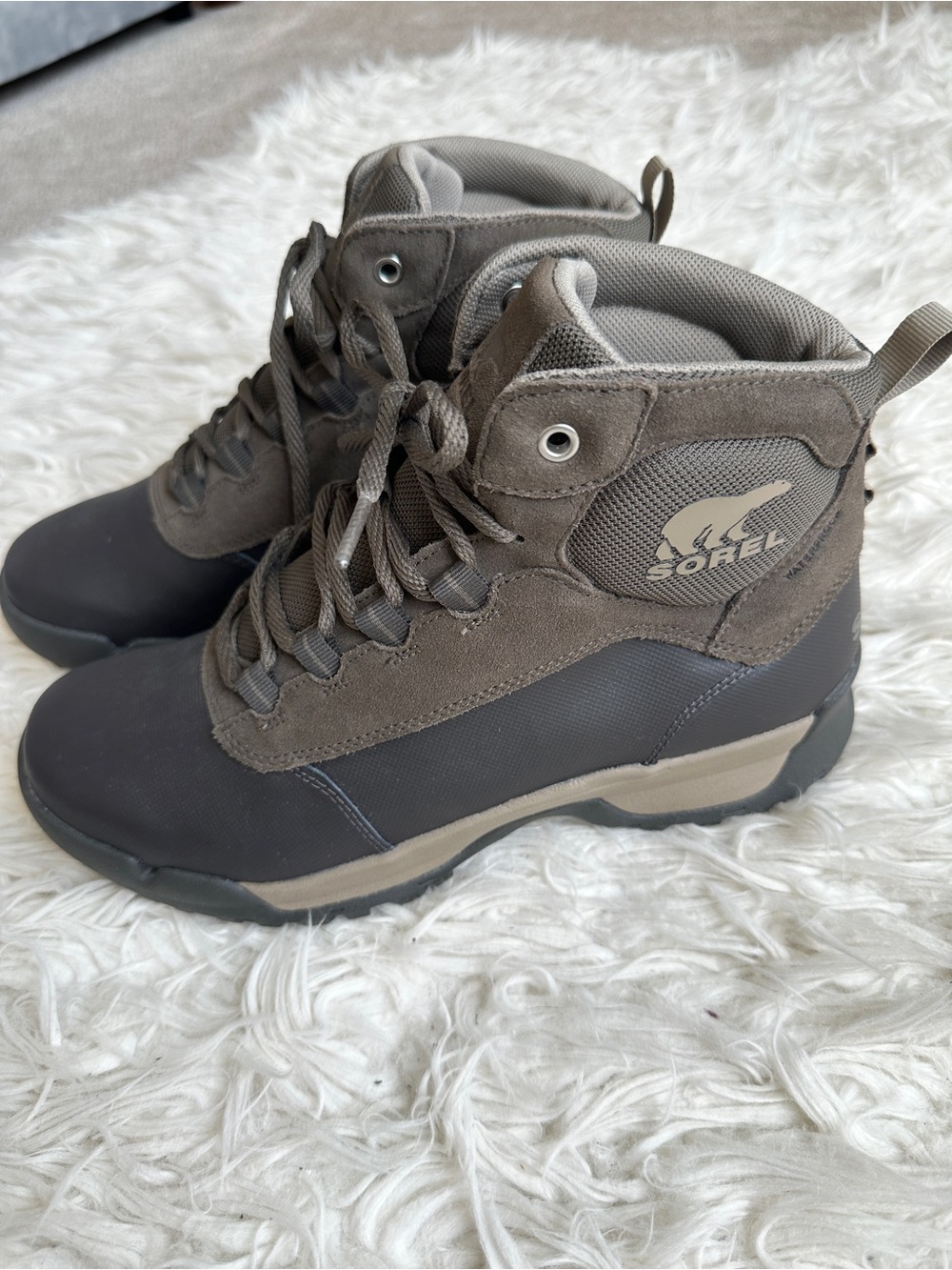 Sorel Men’s Waterproof Boots size 9.5